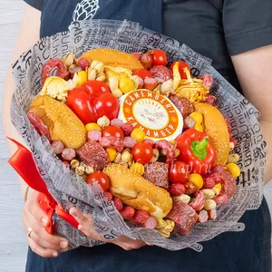  Мясной букет в подарок мужу с сыром камамбер, охотничьими колбасками, томатами черри и пиколини - №1419