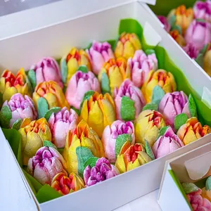 Яркий сладкий набор из зефирных цветов со вкусом манго и малины - №2511